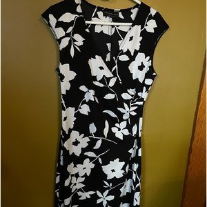 Perfect little throw on dress, no zips no buttons, Just Comfort